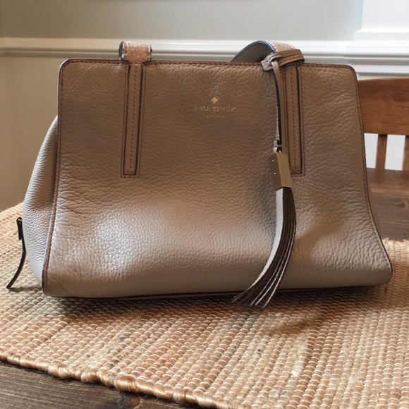 kate spade Handbags - Kate Spade street Dominique leather purse